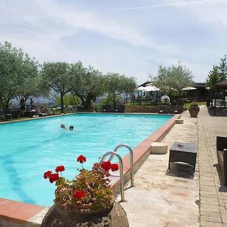Il Poggio Dei Pettirossi Apartment *