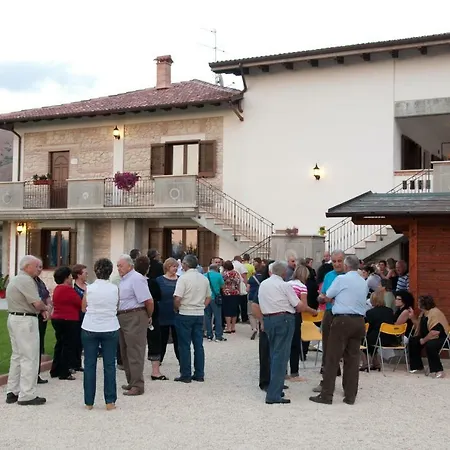 Apartmán Il Poggio Dei Pettirossi Pettorano sul Gizio