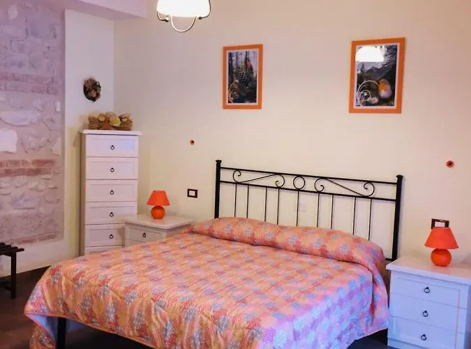 Il Poggio Dei Pettirossi Apartment *